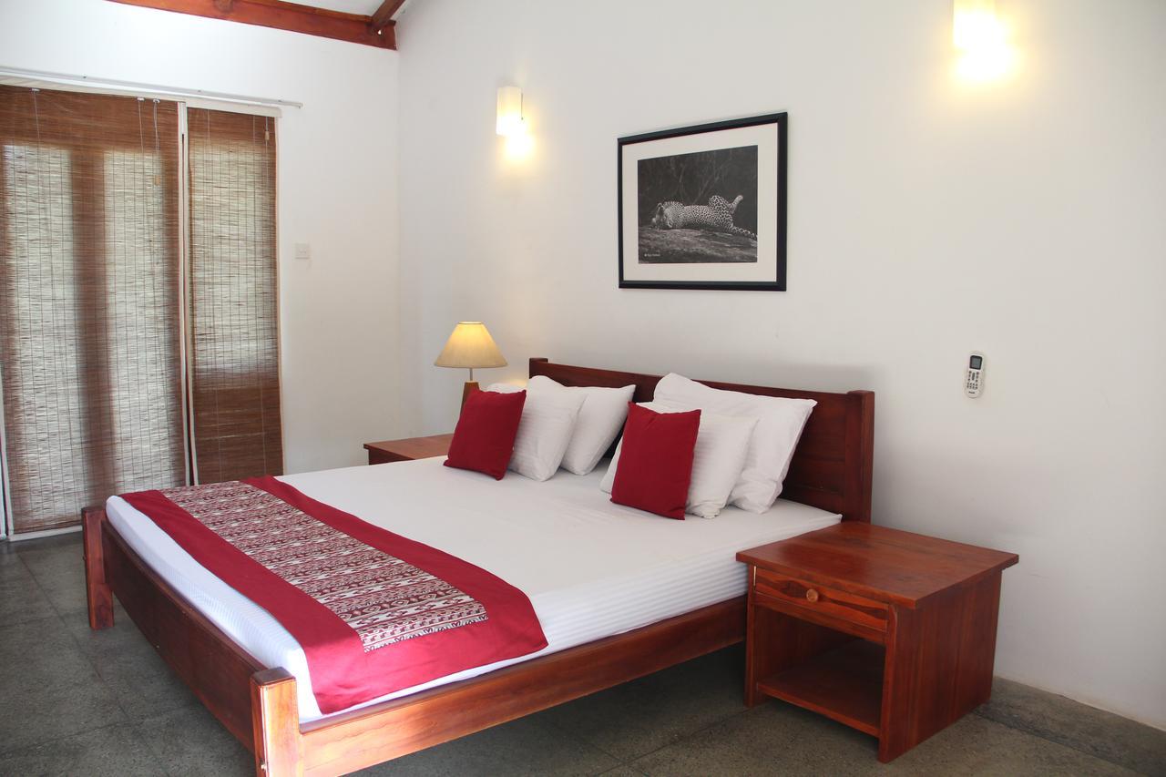Bed and Breakfast Hide Yala Tissamaharama Esterno foto